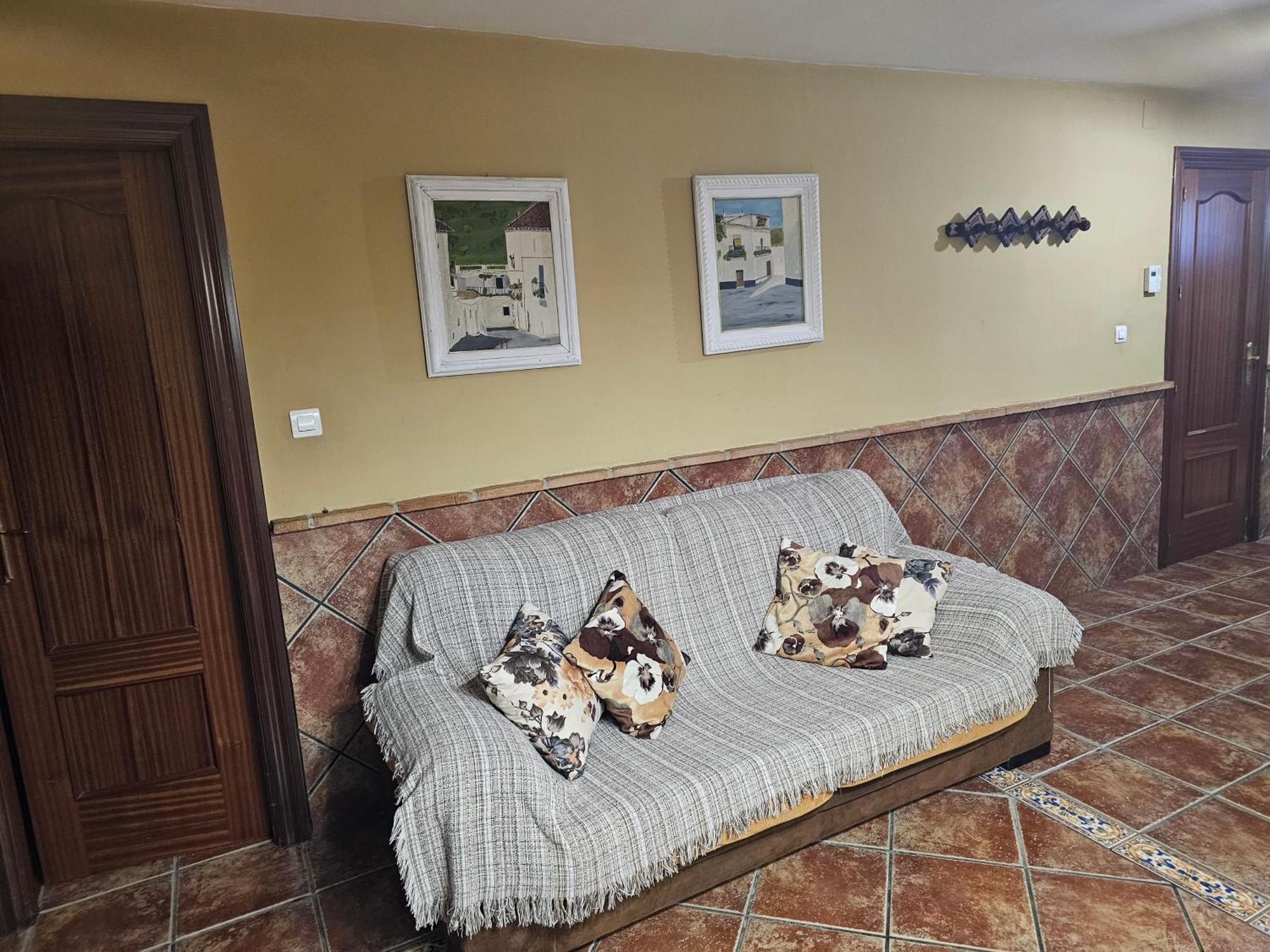 Apto-En El Bajo De La Casa-Estilo Rustico En Dilar Luaran gambar